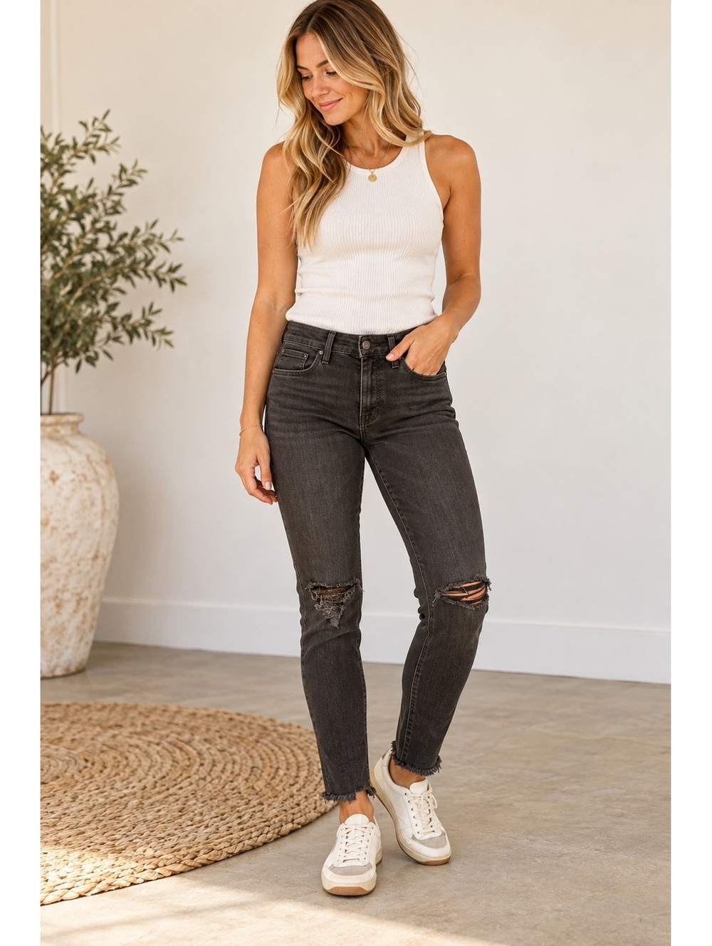 AS IS Madewell 9" High-Rise Skinny Jeans Distressed Black Denim Size 29